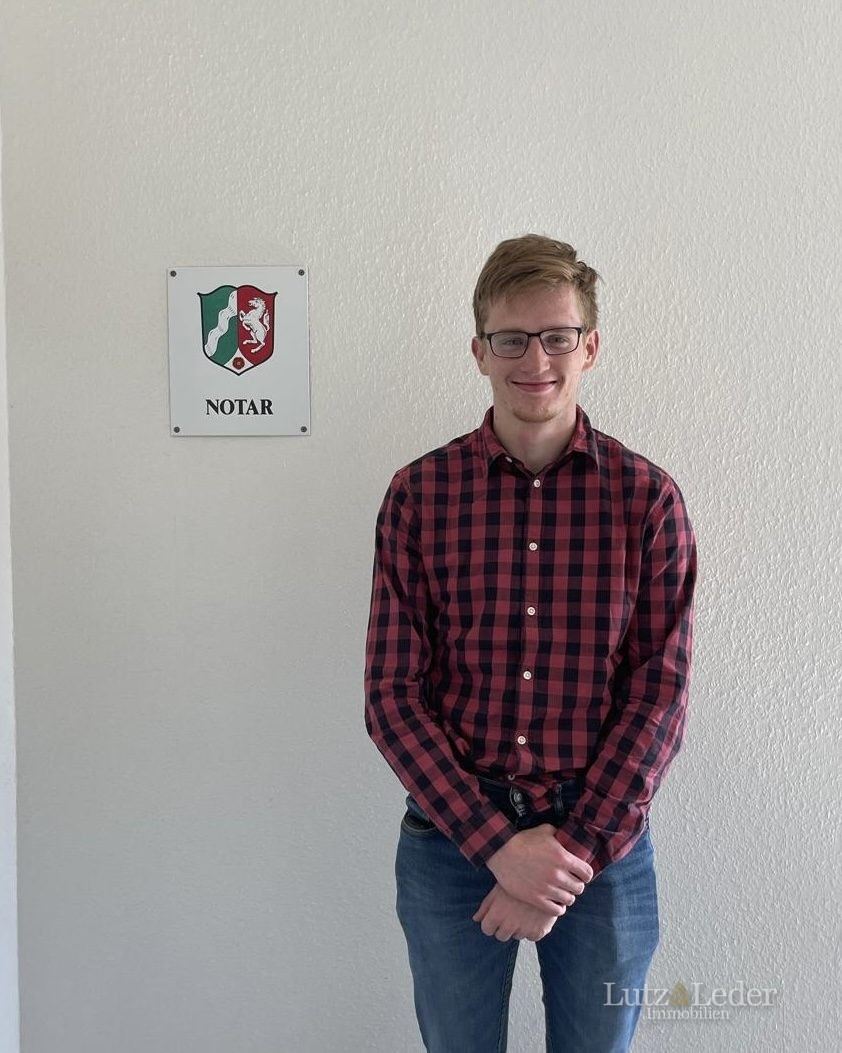 Anleger von Lutz & Leder direkt nach dem Notartermin